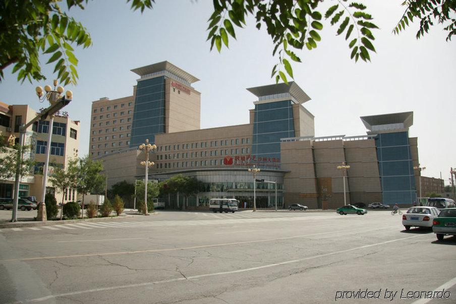 Grand Soluxe Hotel 敦煌市 エクステリア 写真