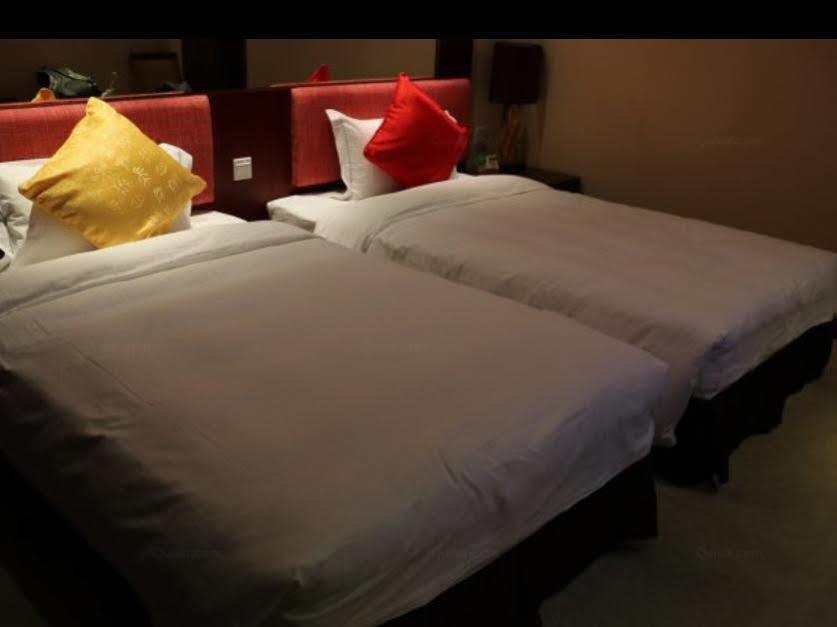 Grand Soluxe Hotel 敦煌市 エクステリア 写真